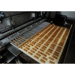 Almond Roca Buttercrunch Toffee Candy: 10-Ounce Tin 11 Almond Roca Buttercrunch Toffee Candy: 10-Ounce Tin -Candy Promotion Shop almond roca buttercrunch toffee candy 10 ounce tin candy warehouse 4