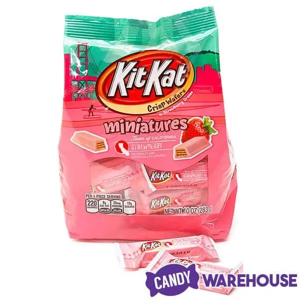 Kit Kat Miniatures Candy - Strawberry: 10-Ounce Bag 6 Kit Kat Miniatures Candy - Strawberry: 10-Ounce Bag - Image 4