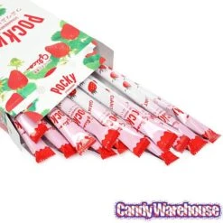 Pocky - Giant Strawberry Cream Covered Biscuit Sticks Packs: 15-Piece Box -Candy Promotion Shop pocky giant strawberry cream covered biscuit sticks packs 15 piece box candy warehouse 4